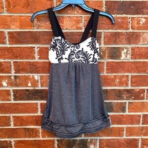 Lululemon Womens 4 Back On Track Gray Black Floral Tank Top